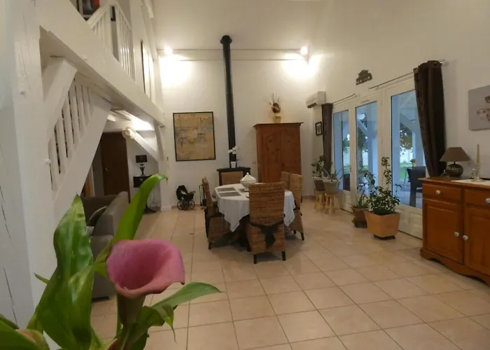 Louisiane Tatil Evi *